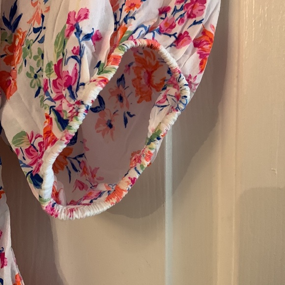 American Eagle flower crop top - Picture 4 of 11